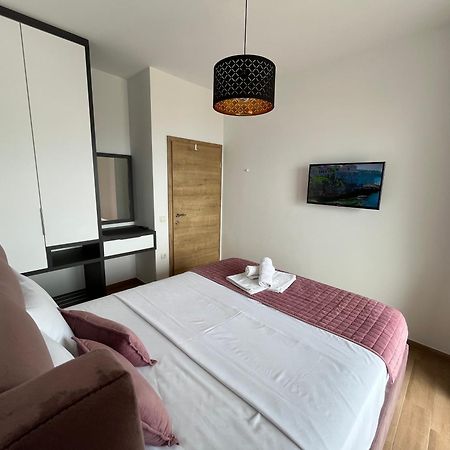 Art'S Apartment Mit Pool Ulcinj Pinjes Dış mekan fotoğraf