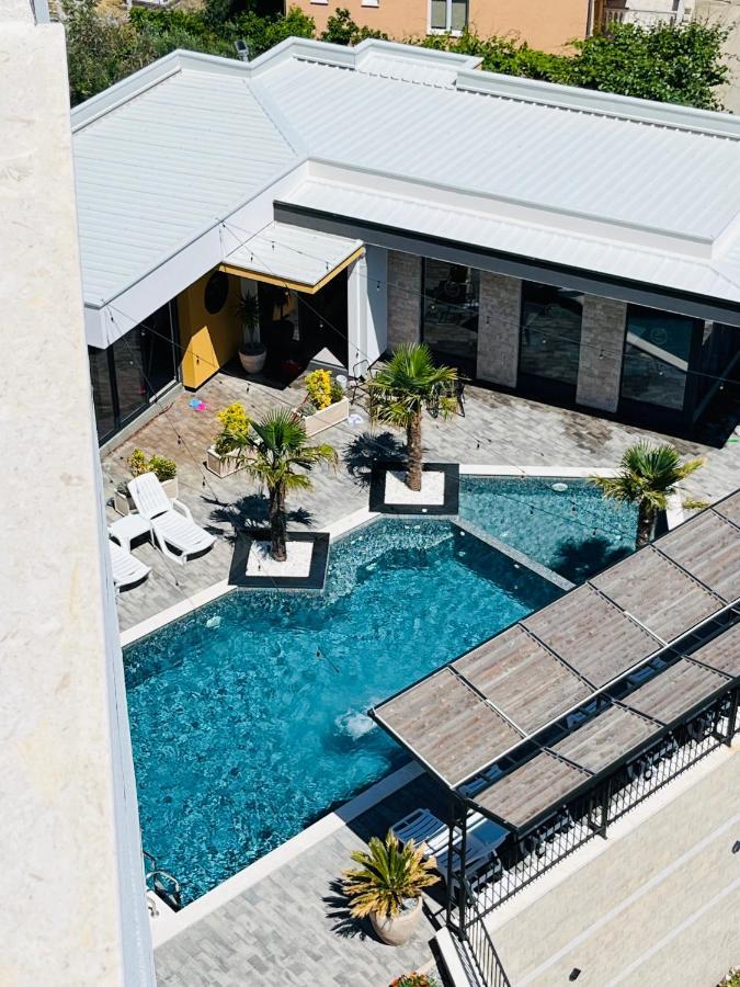 Art'S Apartment Mit Pool Ulcinj Pinjes Dış mekan fotoğraf